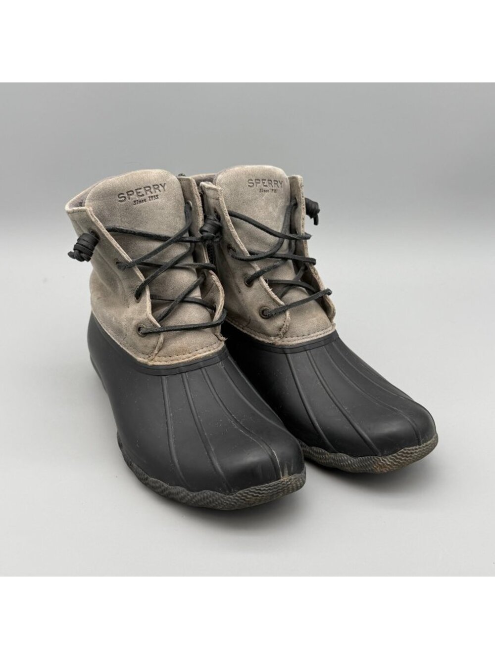 Sperry Women's Saltwater Duck Boots Gray Suede & Black Rubber Size US 9M